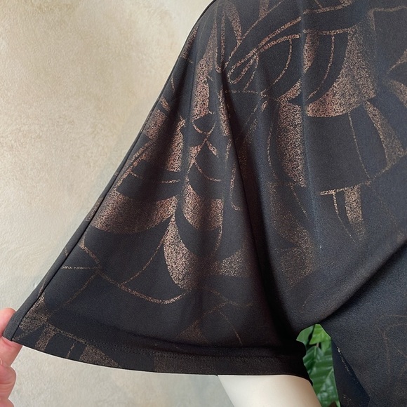 WHBM MATTE DUAL NECKLINE JERSEY KIMONO TOP - Picture 9 of 11